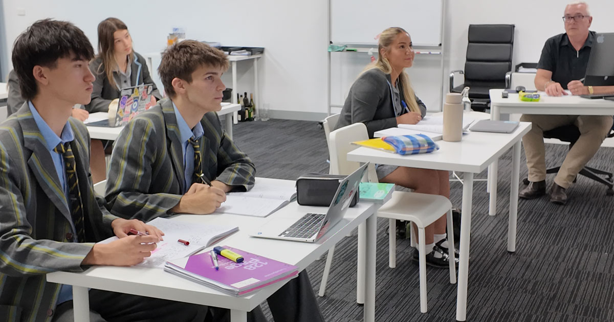 Short Courses for Summer Jobs: A Guide for NSW Schools